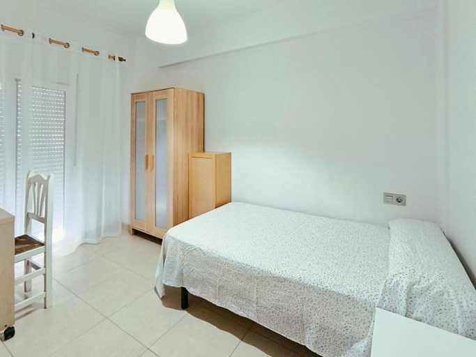 Room 4, Belvilla by OYO Holiday Home in Almeria, Almería