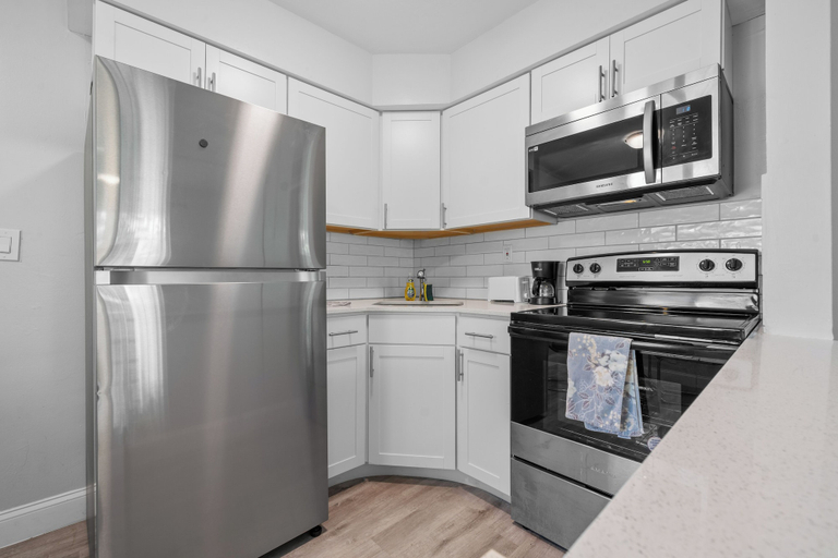 Others 5, Riverbend by Lowkl, Broward