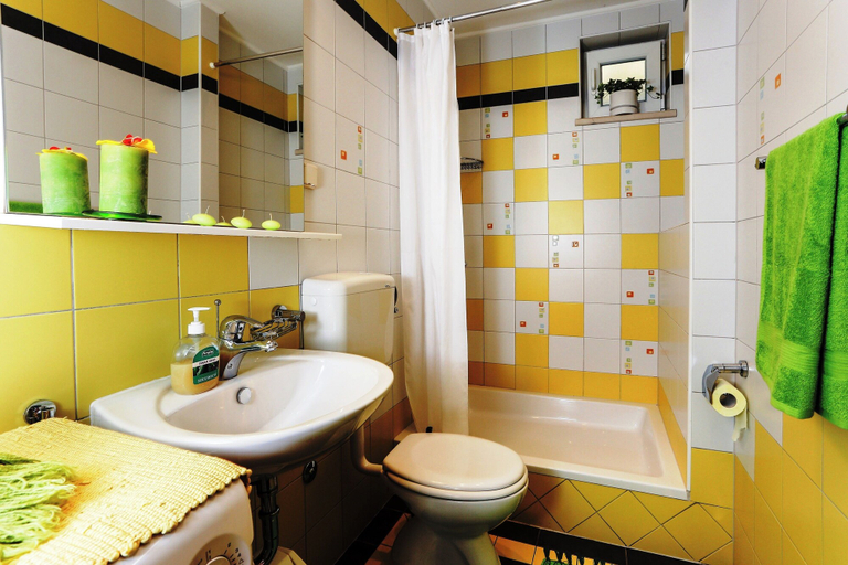 Bathroom 3, Apartments Lina, Pojezerje