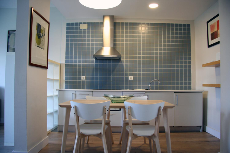 Others 4, Mayerling Bisbe Urquinaona, Barcelona