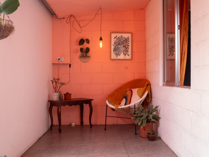 Others 4, Lolas Hostal Hab Individual 6 - 8 Bano compartido, San José
