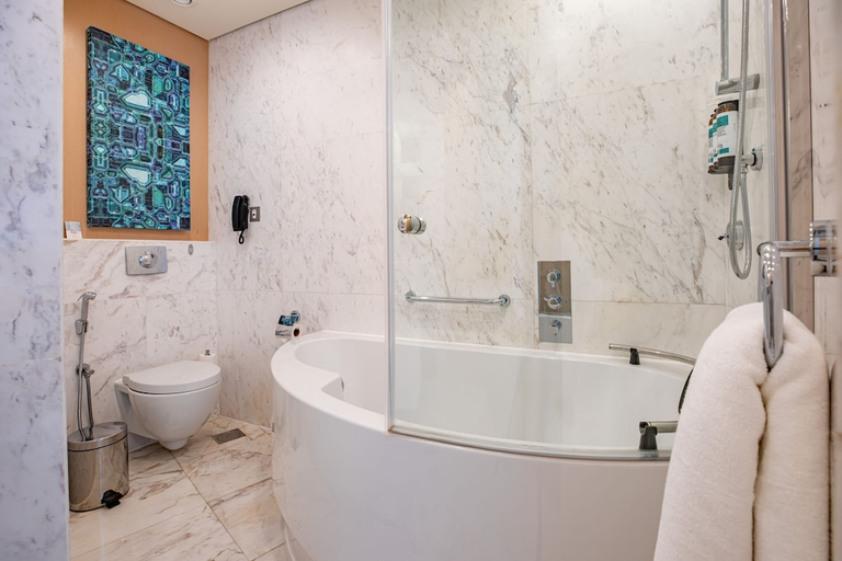 Bathroom 4, Media One Hotel, Dubai