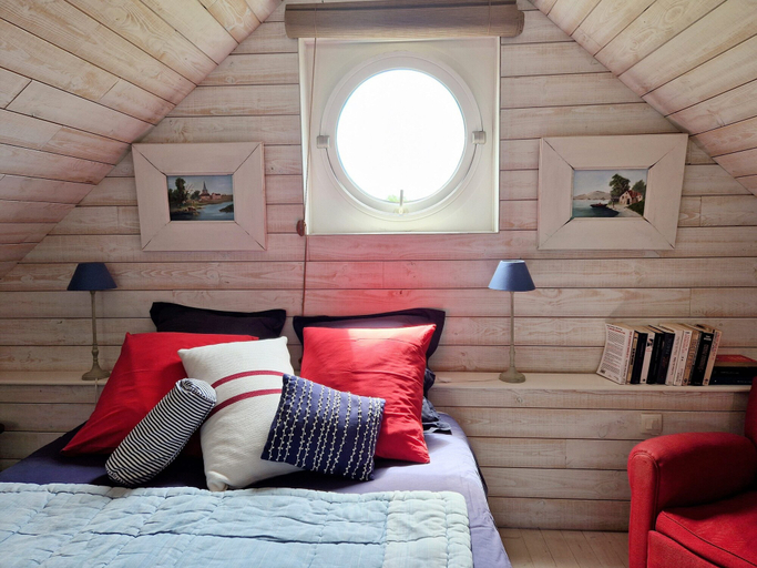 Bedroom 3, Les Chambres du Keriolet, Morbihan