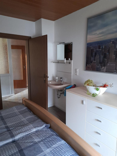 Others 5, Ferienwohnung am Brunnen, Miltenberg