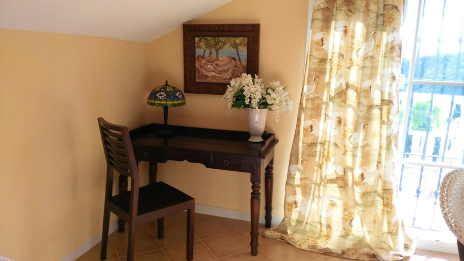 Others 5, Elegant Villa in Algar with Private Pool, Cádiz