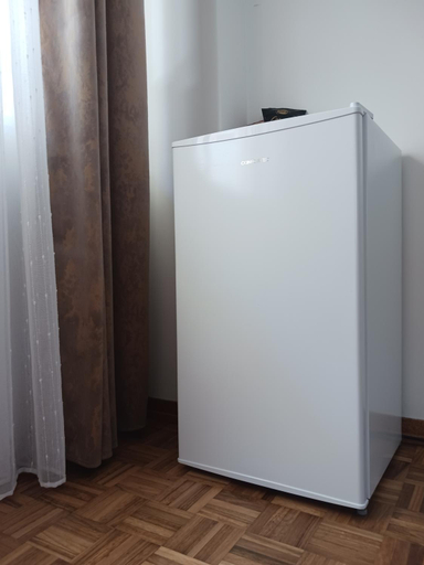 Others 3, Rooms 10 mins walk from train station!, Sintra