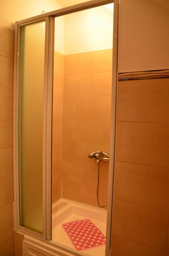 Bathroom 3, Apartments Brautović, Dubrovnik
