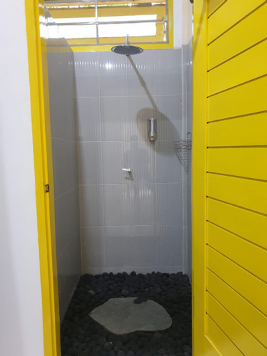 Bathroom 12