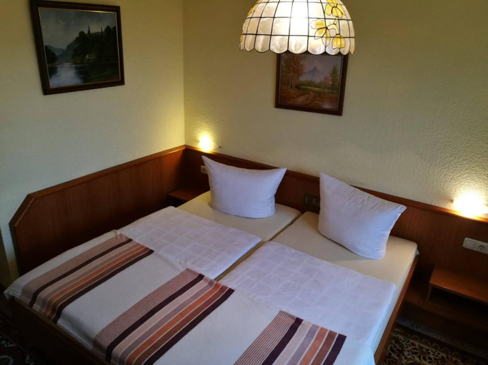 Bedroom 4, Pension Schulze, Wittenberg