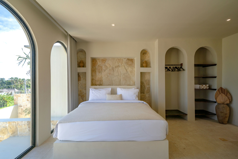 Others 3, Villa Eyla Pererenan, Badung