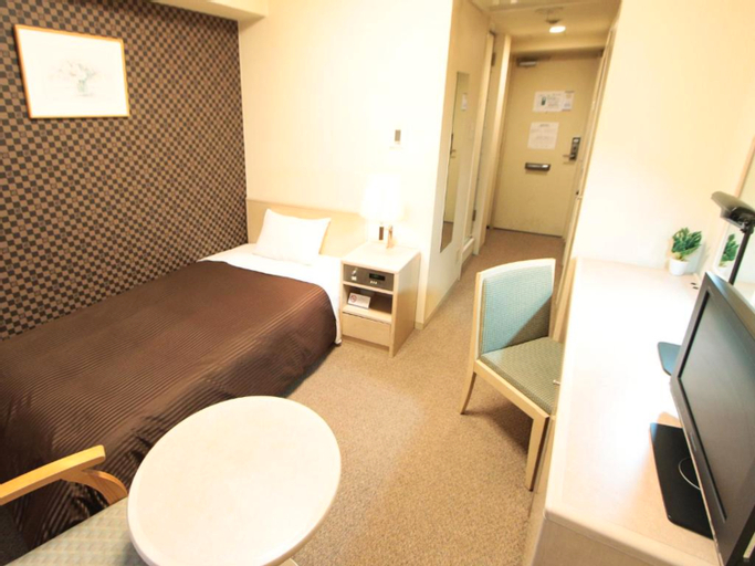 Bedroom 4, HOTEL LiVEMAX BUDGET SHIMBASHI, Minato
