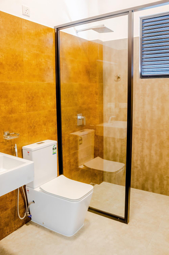 Bathroom 3, Ceylanro Transit Villa, Katana