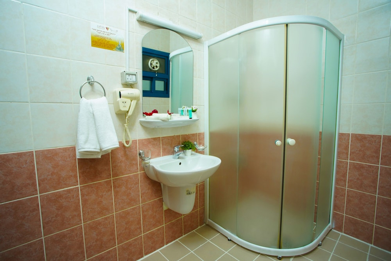 Bathroom 4, La Villa Palace Hotel, Doha