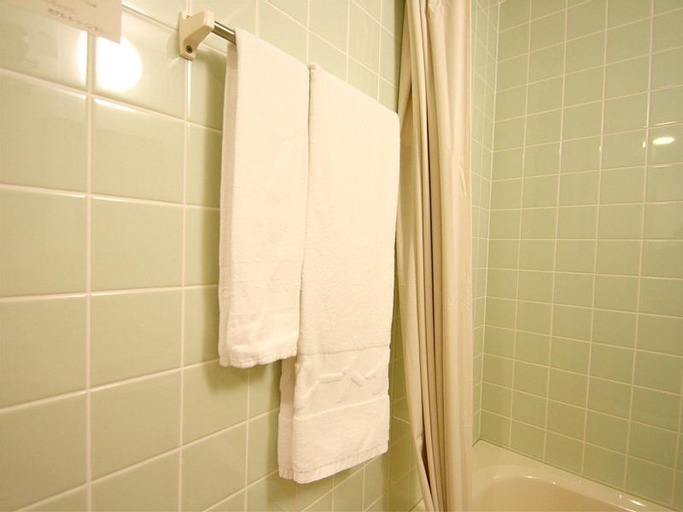 Bathroom 6