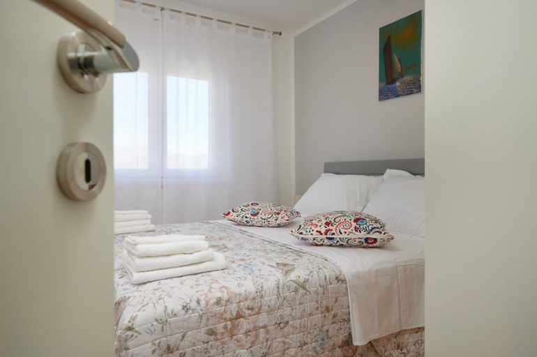 Bedroom 2, Apartments Marija, Okrug