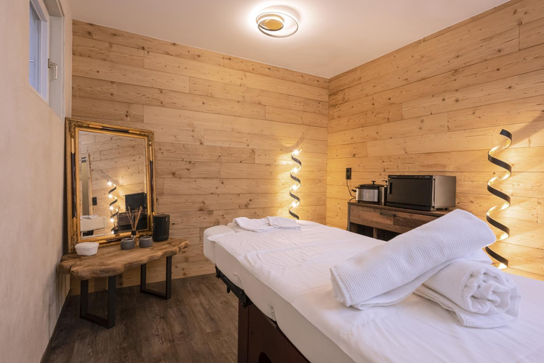 Bedroom 3, Boutiquehotel Acherl, Schwaz