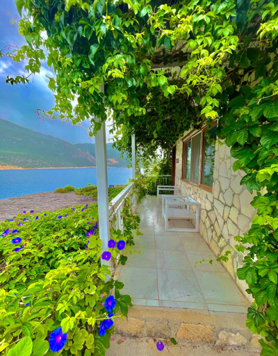 Others 2, Korsan Ada Hotel, Kaş