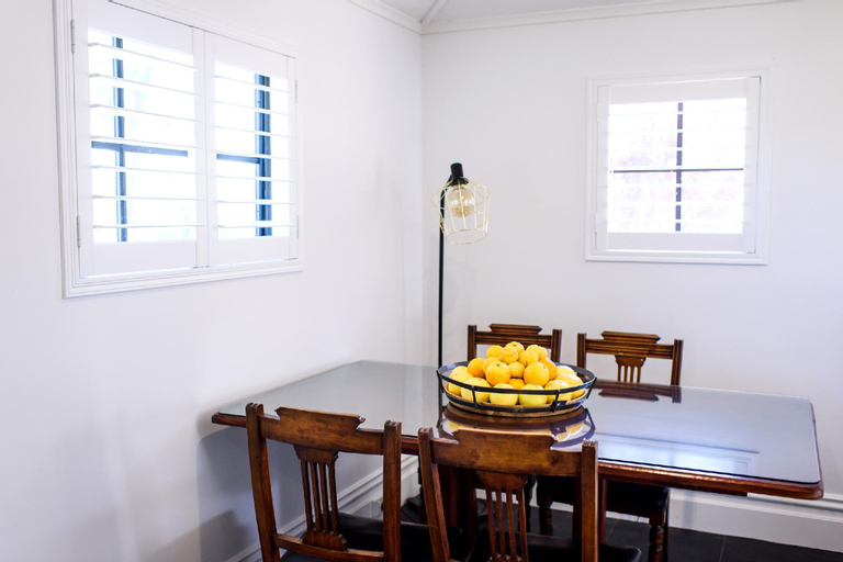 Dining Room 16
