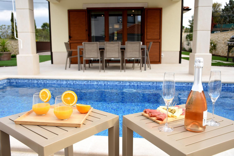 Swimming pool 5, Villa Julija, Dobrinj