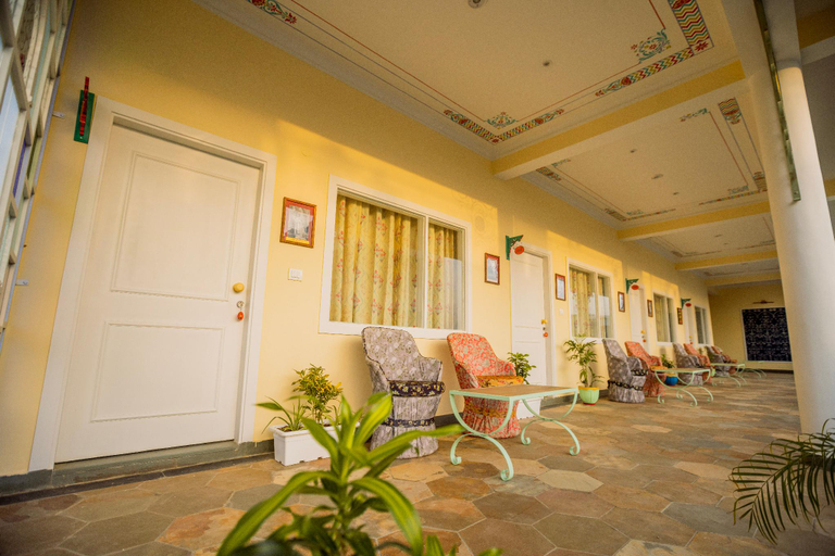 Public Area 2, Da Bungalow - A Vacation Abode, Agra