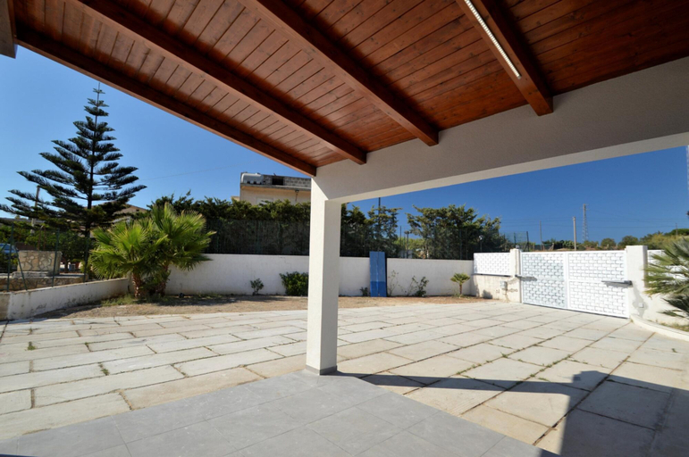 Others 2, Al062 Villa Bianca 10 Posti con Piscina Privata e, Trapani