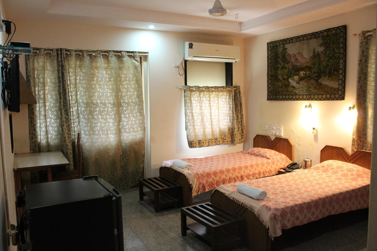 Bedroom 2, YWCA International Centre, Mumbai City