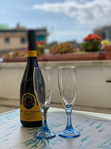 Food & Drinks, Valter's Nest, 5 min a piedi dalla spiaggia e dal centro, Genova