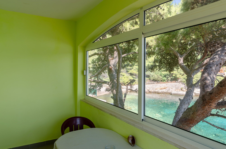 Bedroom 3, Seafront Apartments Olivera, Blato