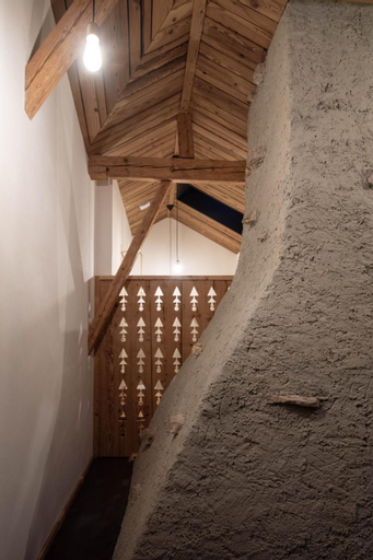 Others 3, Hotel-Restaurant Le Cochon Rose, La Chaux-de-Fonds