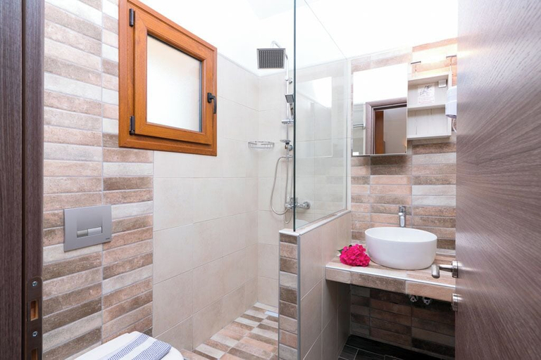 Bathroom 5, Kapsogeorgis Rooms, East Macedonia and Thrace