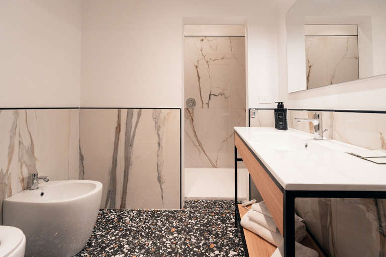 Bathroom 5, Naman Hotellerie Monti, Rome