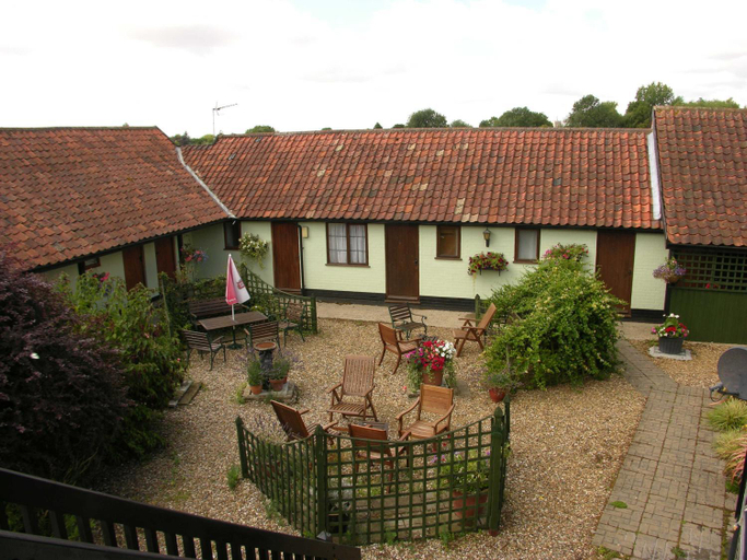 Others 5, Six Bells, Suffolk