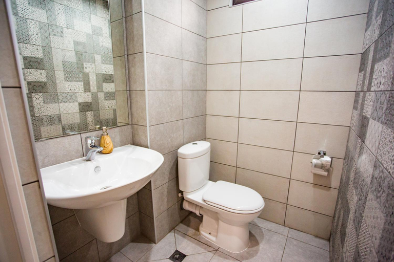 Bathroom 3, Tezh Ler Resort