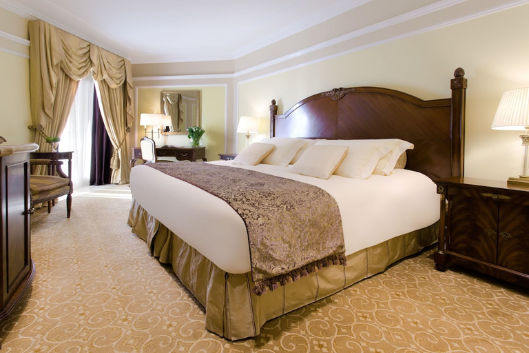 Bedroom 3, The Regency Hotel Kuwait, Salmiya