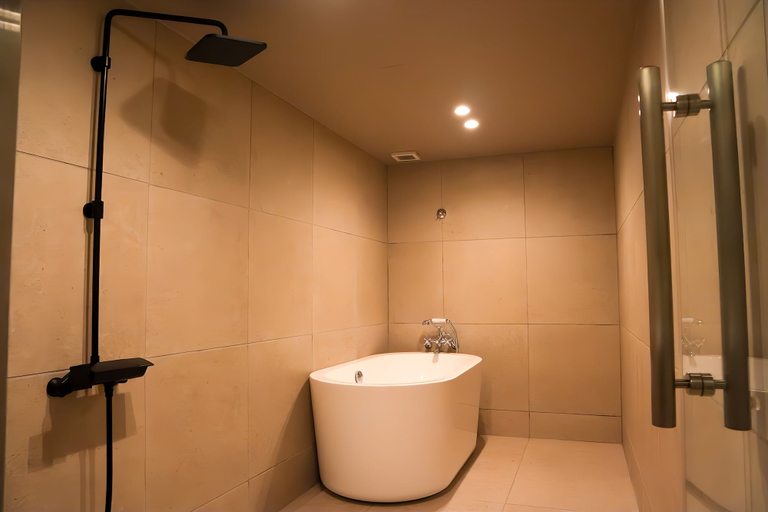 Bathroom 3, VILLA MIKURI TSUNOSHIMA, Shimonoseki