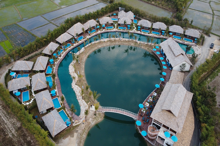 Buffalo Island Resort, Hang Dong