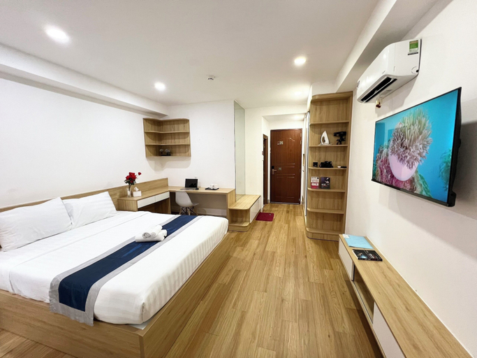 Bedroom 3, Home Away Ky Con, District 1