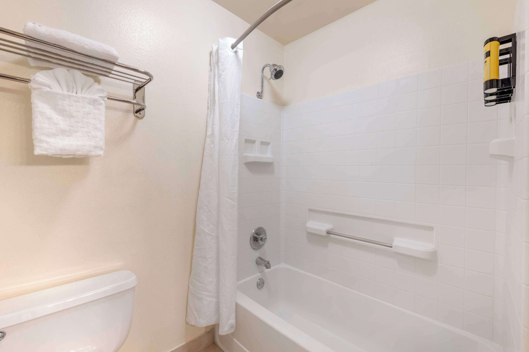 Bathroom 5, Best Western Plus Orchid Hotel & Suites, Placer