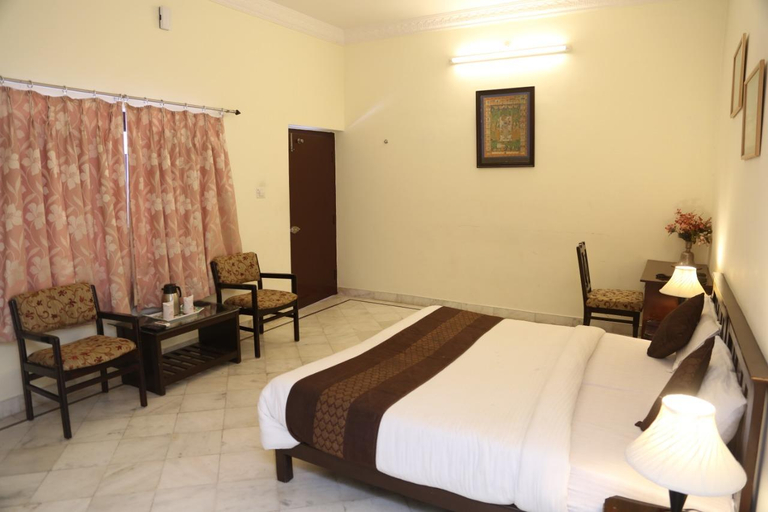 Bedroom 3, HOTEL KARAN VILLAS, Kota