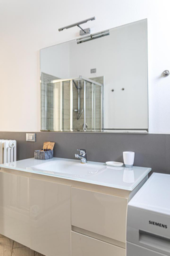 Bathroom 4, Minerva Holiday Home, Brescia