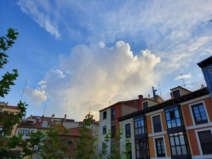 Others 5, Casa burguesa de 1900, Valladolid