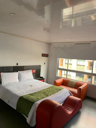 Bedroom 3, Hotel Planeta 3, Santafé de Bogotá