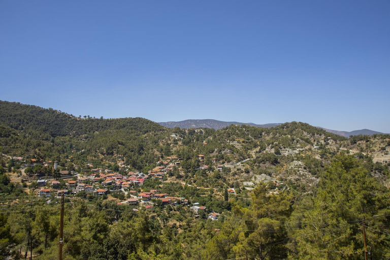 4, Ricky Chalet Near Troodos
