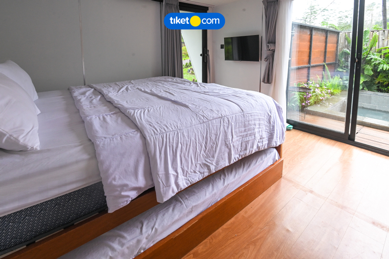 Bedroom 15