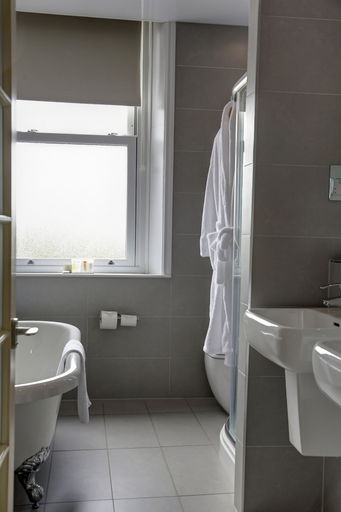 Bathroom 3, The Craiglands Hotel, Sure Hotel Collection by Best Western, Bradford