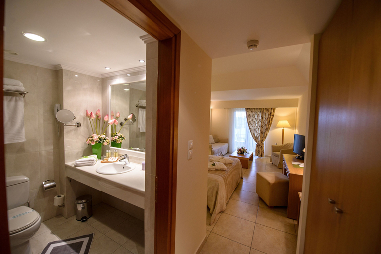 Bathroom 5, Olympion Asty Hotel, West Greece