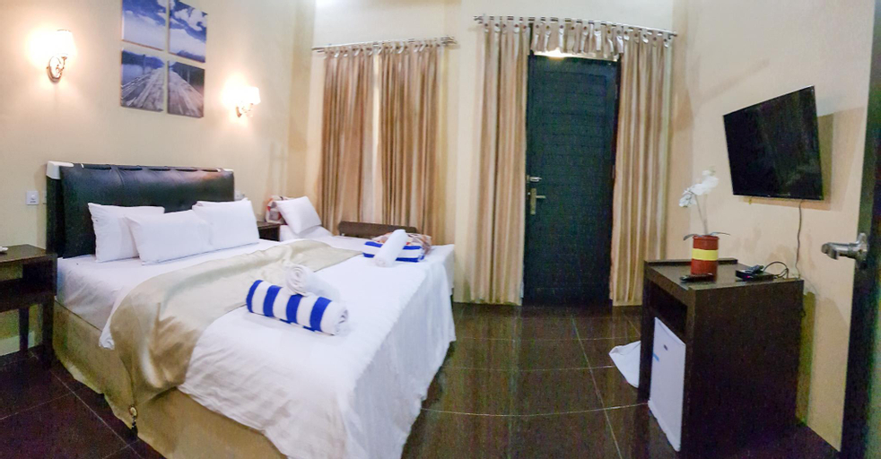 Bedroom 12