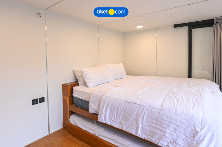 Bedroom 14