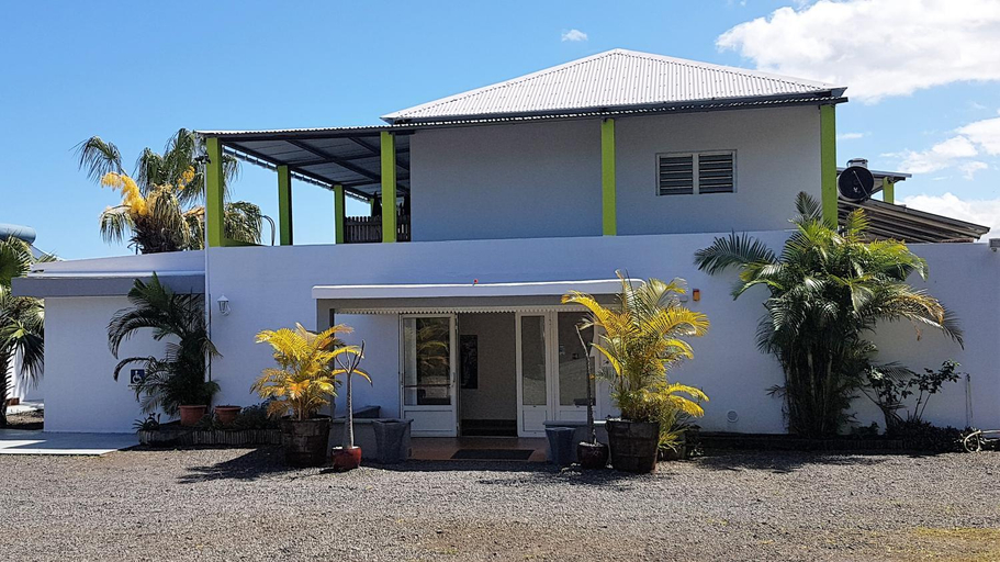 Exterior & Views 1, Le Soleil Couchant, Saint-Pierre