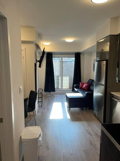 Bedroom 2, Lovely one bedroom condo with free parking, Niagara